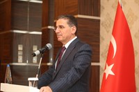 Vali Topaca’dan Tayini Çıkan Vali Yardımcıları ve Kaymakamlara Veda Yemeği