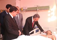 Cumhurbaşkanı Yardımcısı Sayın Oktay ve Vali Şahin, Gülhane Eğitim ve Araştırma Hastanesinde Tedavi Gören Askerleri Ziyaret Etti