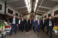 Vali Topaca, Ankara Toptancı Hali’ni Ziyaret Etti