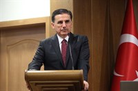 Vali Topaca, OSTİM ve Sanayilerde Mesleki Eğitimin Sorunları Toplantısına Katıldı